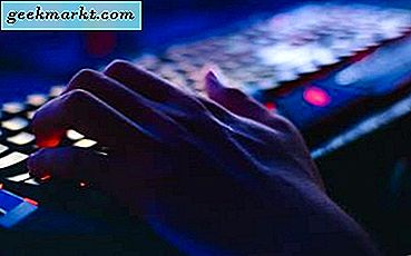 วิธีใช้เมาส์และคีย์บอร์ดบนคอนโซล (PS4, Xbox One ฯลฯ )