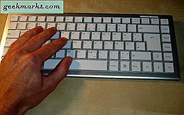 วิธีการดาวน์โหลดและใช้ Kik บนเครื่อง Windows 10 ของคุณ